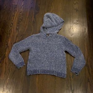 Girls Forever 21 periwinkle/blue sweater!